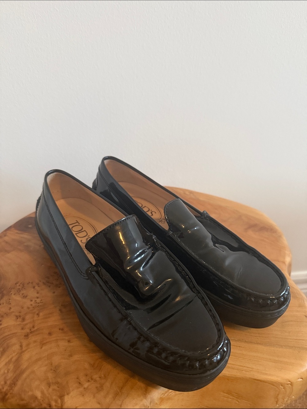 Tod's Black Patent Leather Penny Loafers - Slip-On